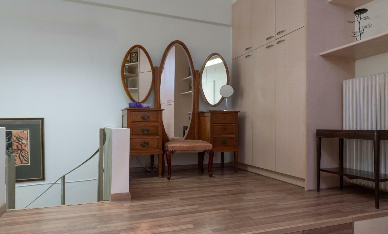 Acropolis Koukaki Loft Private Garden Apartman Athén Kültér fotó